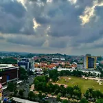 Kumu Warhol Residence Simpang Lima Semarang